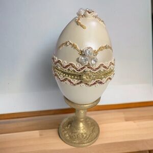 Jeweled Egg My Treasure Hand Painted Classic Collectables Lined Interior